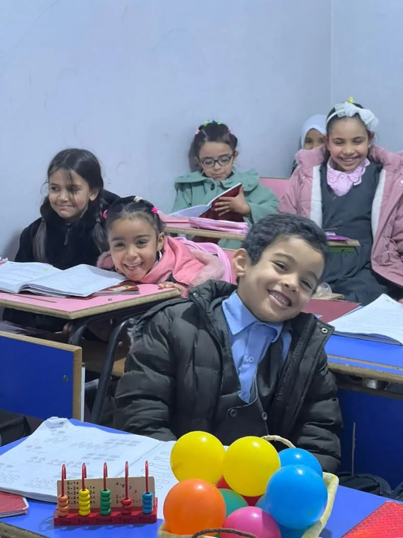 نشاط تعليمي ممتع داخل الفصل